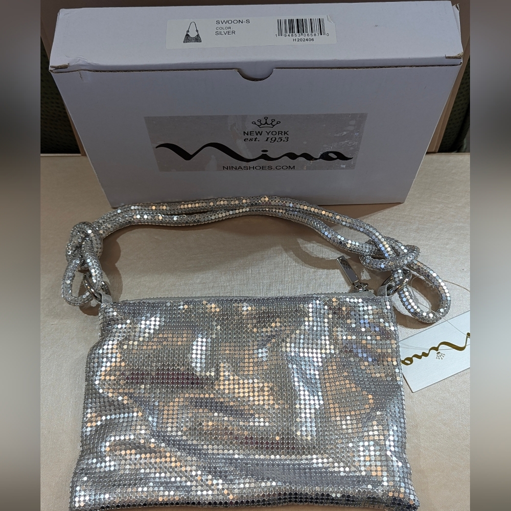 Nina New York Swoon In Silver Mesh Clutch/Evening Bag NWT & Box